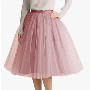 Blush Tulle skirt NWT L